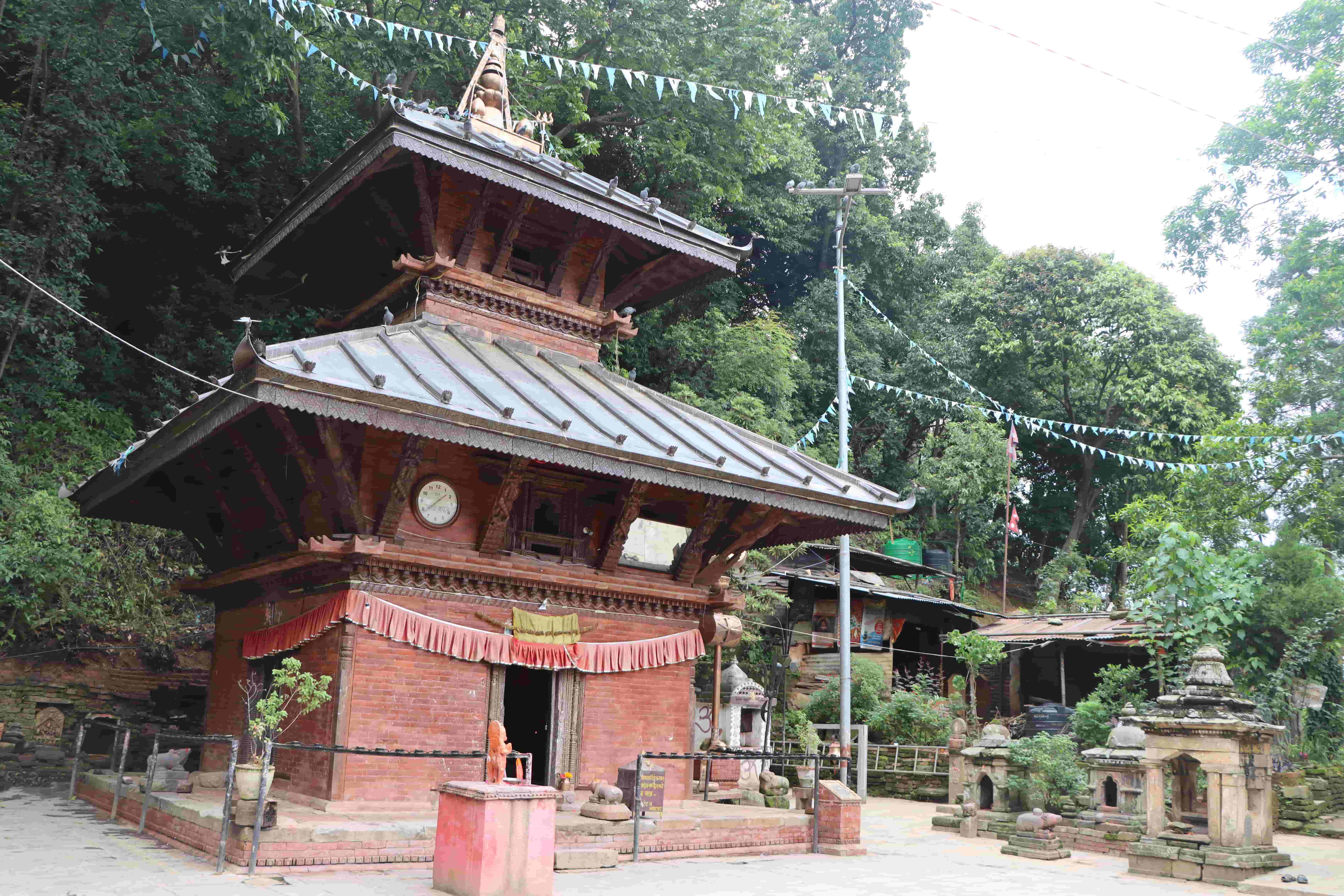 



                                        Ananta Lingeshwar Mahadev - Tourism Site in Suryabinayak
